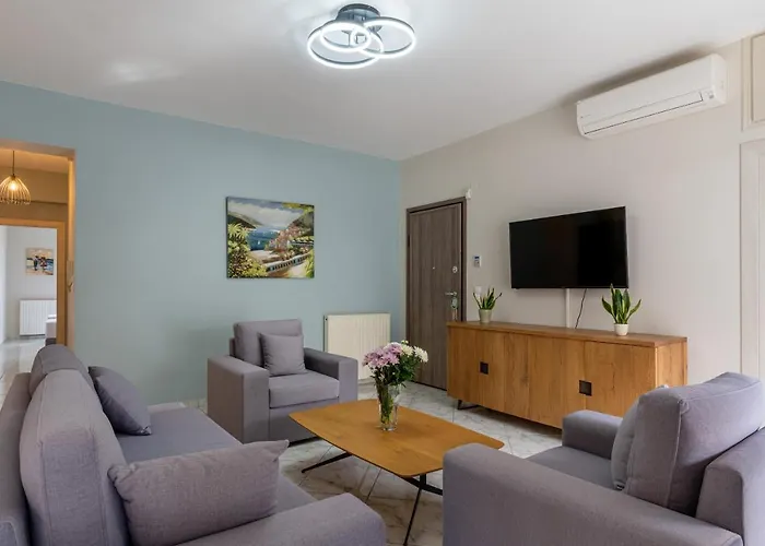 Seaforest Apartment *